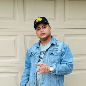 Meet your Posher, Eduardo yansel